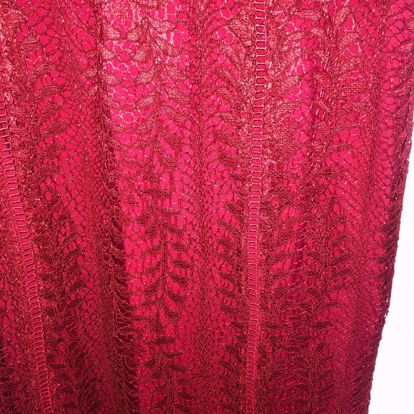 Women’s Dress - Picture 3 of 15